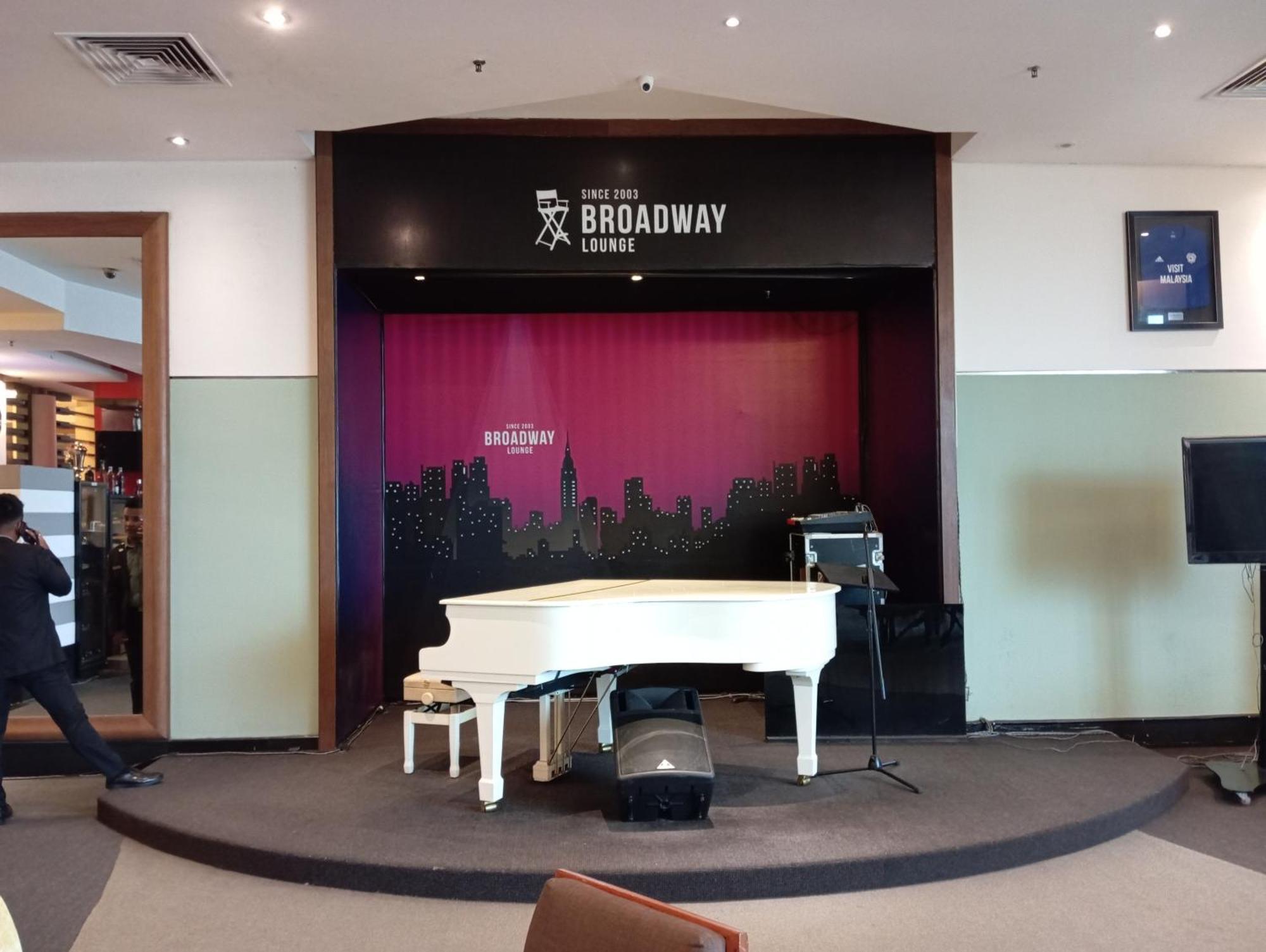 Apartment East Service At Times Square Kl *