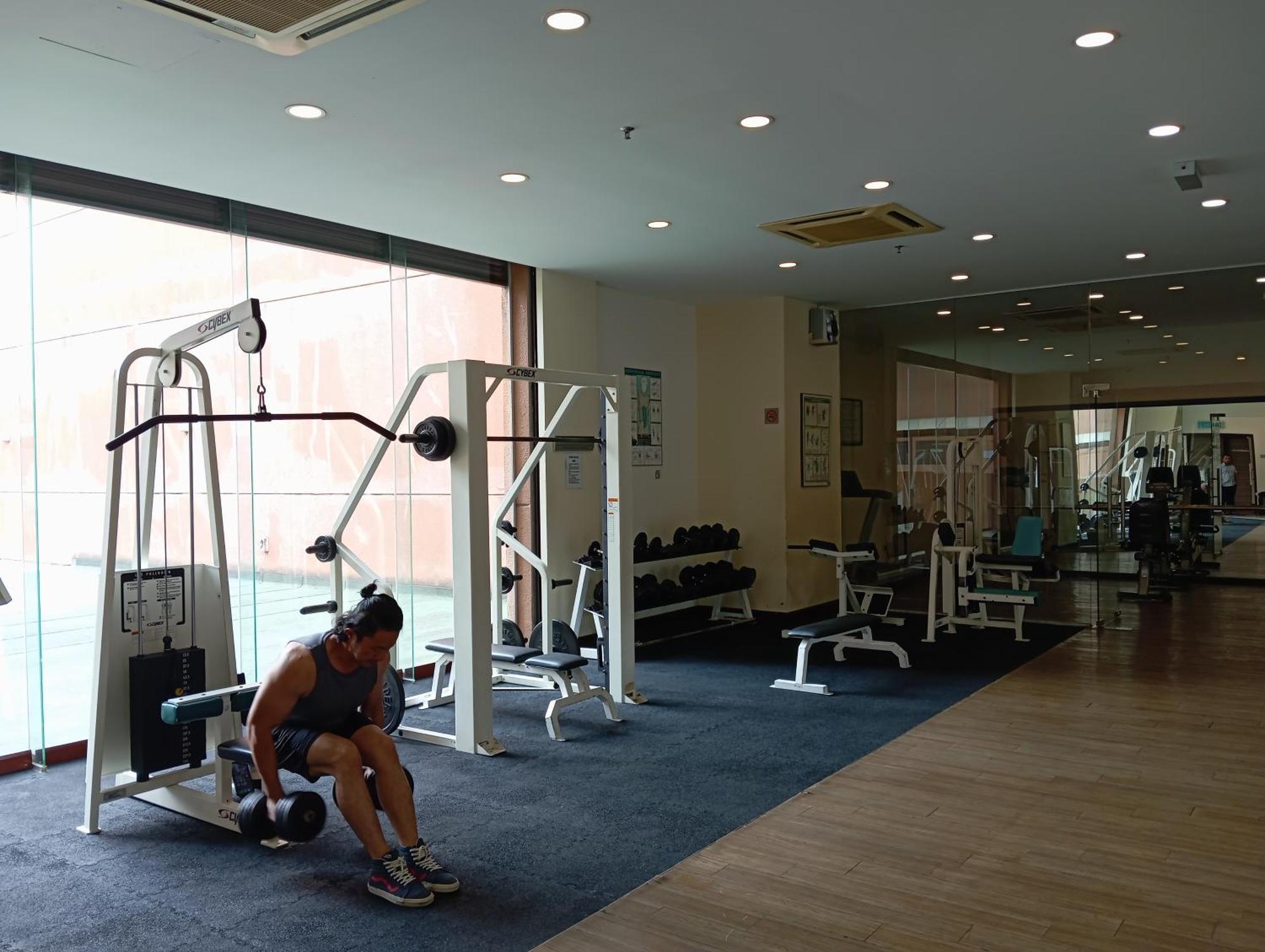 East Service At Times Square Kl Apartment *