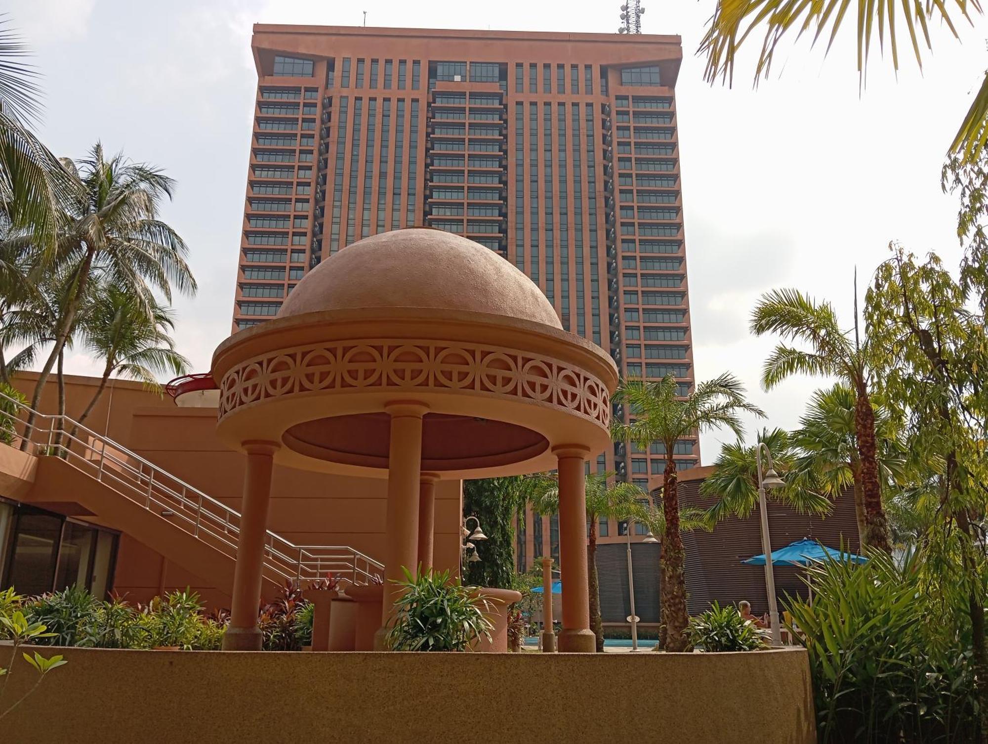 East Service At Times Square Kl Apartment